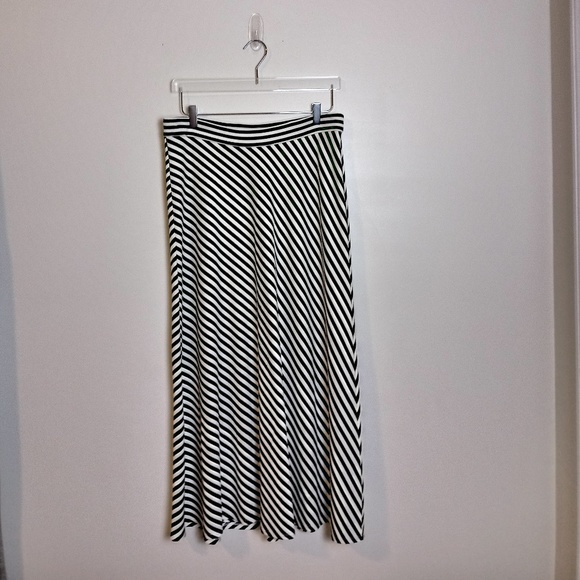 CJ Banks Dresses & Skirts - CJ Banks Ponte Knit Striped Skirt- NWT